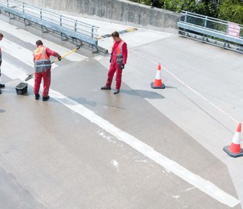 Triflex guide to dynamic crack bridging multi-storey car parks overbanding on-site
